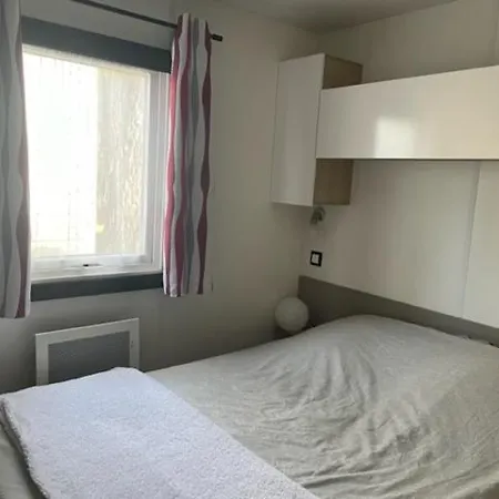Mobilhome 3 Chambres,clim, Camping Les Embruns Otel Lège-Cap-Ferret